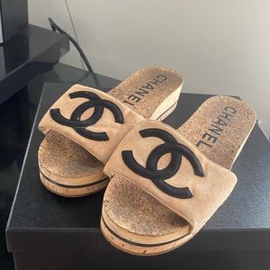 AUTHENTIC Chanel Beige Platforms size 40 / 9 in Women